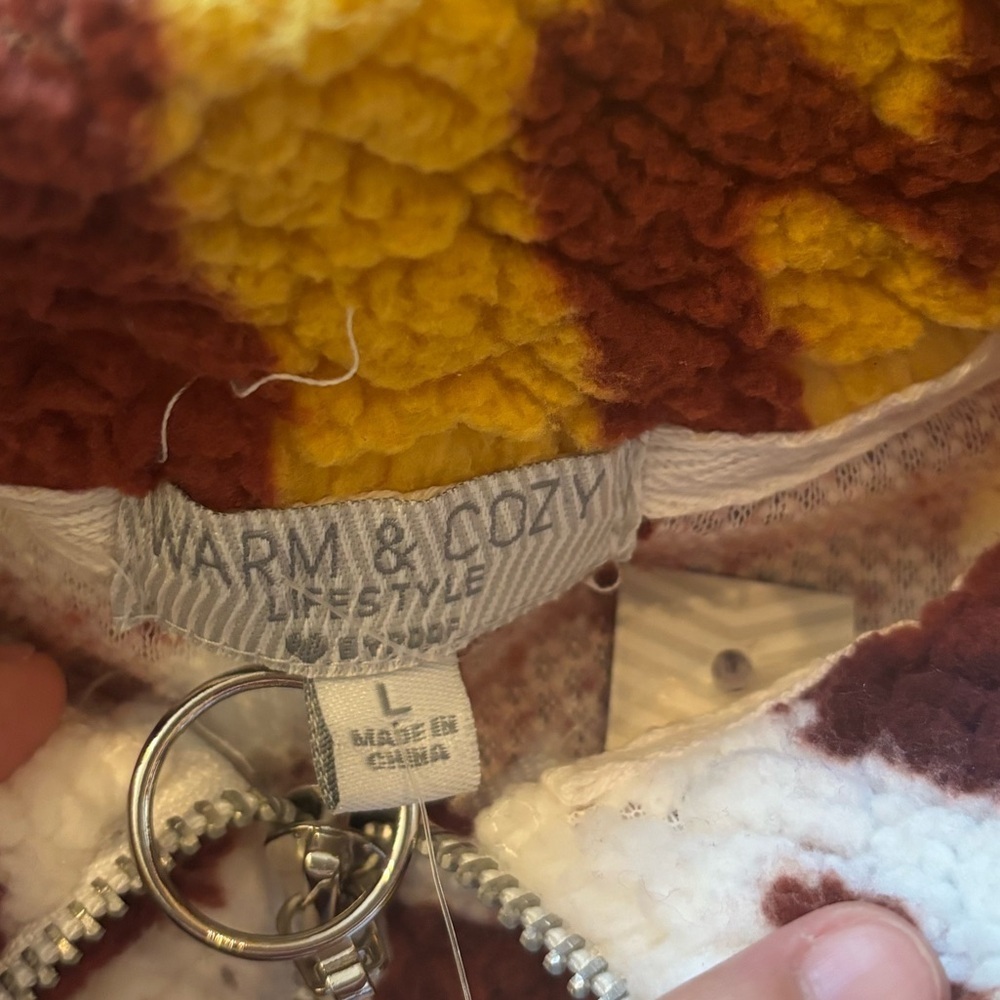 Warm & Cozy lifestyle Sherpa Sweater Womens Size Large NWT - Picture 3 of 4